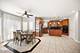 6 W Jayne, Lemont, IL 60439