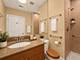 106 S Ridgeland Unit 304, Oak Park, IL 60302