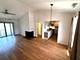 382 Sandhurst Unit 7, Glen Ellyn, IL 60137