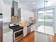 22 N Aberdeen Unit 301, Chicago, IL 60607