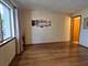 1365 Ashland Unit 204, Des Plaines, IL 60016