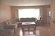 182 Roxbury, Des Plaines, IL 60018