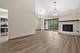 602 Country, Des Plaines, IL 60016