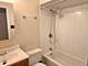 11 Crestview Unit 10, Vernon Hills, IL 60061