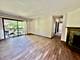 1737 Harrow Unit B, Wheaton, IL 60189