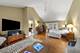 1S853 Grove Hill, Batavia, IL 60510