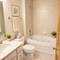 27 E Hattendorf Unit 311, Roselle, IL 60172