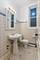 843 W Roscoe, Chicago, IL 60657