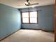 405 S Wenbriar, Addison, IL 60101