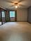 1857 Portsmouth Unit D, Lisle, IL 60532