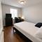 644 W Oakdale Unit 1F, Chicago, IL 60657