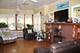 4054 W Oakdale, Chicago, IL 60641
