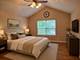 978 Oak Ridge, Elgin, IL 60120
