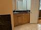 633 E Bowen Unit 1W, Chicago, IL 60653
