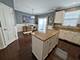 208 Wildflower, Des Plaines, IL 60016