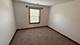 220 Oak Knoll Unit B2, Schaumburg, IL 60193