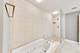 550 W Wellington Unit 4E, Chicago, IL 60657