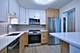 945 E Kenilworth Unit 325, Palatine, IL 60074