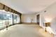 1910 E Robinhood, Arlington Heights, IL 60004