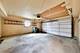 1910 E Robinhood, Arlington Heights, IL 60004