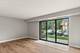 924 S Lake Unit 105, Westmont, IL 60559