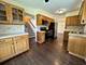 1656 Castbourne, Wheaton, IL 60189