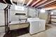 909 Worcester, Westchester, IL 60154