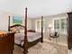 818 Fox Glen, St. Charles, IL 60174