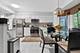 640 Walnut Oaks, Roselle, IL 60172