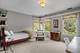 911 Queens, Glenview, IL 60025