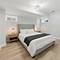 4903 N Moody, Chicago, IL 60630