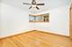 7046 W Cleveland, Niles, IL 60714