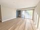 381 Oak Trails Unit 201, Des Plaines, IL 60016