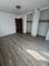 581 Burlington Unit 8, Clarendon Hills, IL 60514