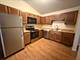 148 W Golf Unit E, Libertyville, IL 60048