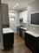 709 W Barry Unit E1, Chicago, IL 60657
