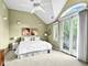 2135 W Montrose, Chicago, IL 60618