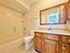 5000 Carriageway Unit 205, Rolling Meadows, IL 60008