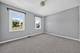 17 Chapel Hill, Westmont, IL 60559