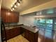 5813 Oakwood Unit D, Lisle, IL 60532