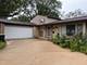 1622 S Surrey Ridge, Arlington Heights, IL 60005
