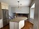 1622 S Surrey Ridge, Arlington Heights, IL 60005