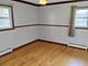 904 S Edward, Mount Prospect, IL 60056