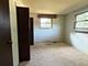 381 N Silverleaf, Carol Stream, IL 60188