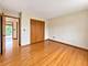 1428 Roslyn, Schaumburg, IL 60193