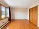 1428 Roslyn, Schaumburg, IL 60193